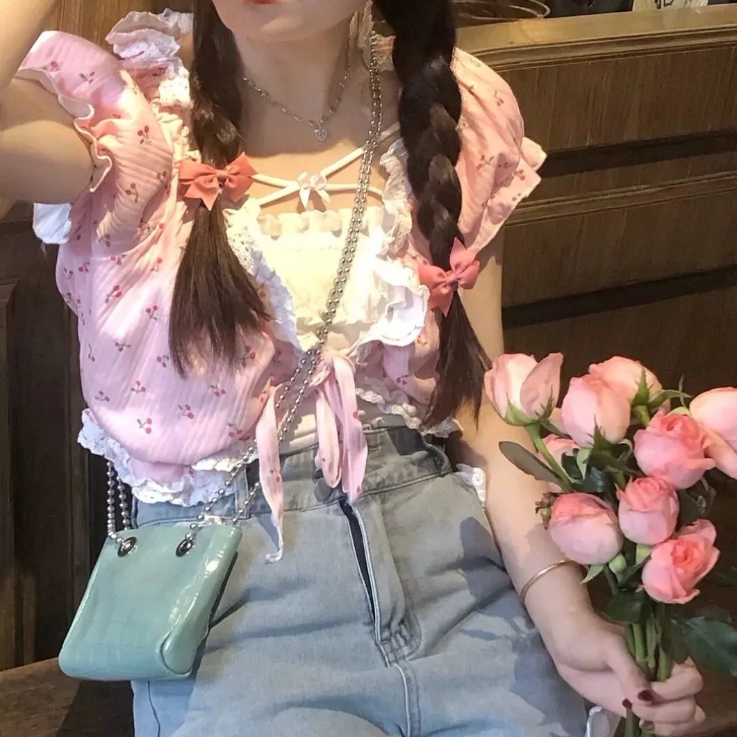 妈，亲一下